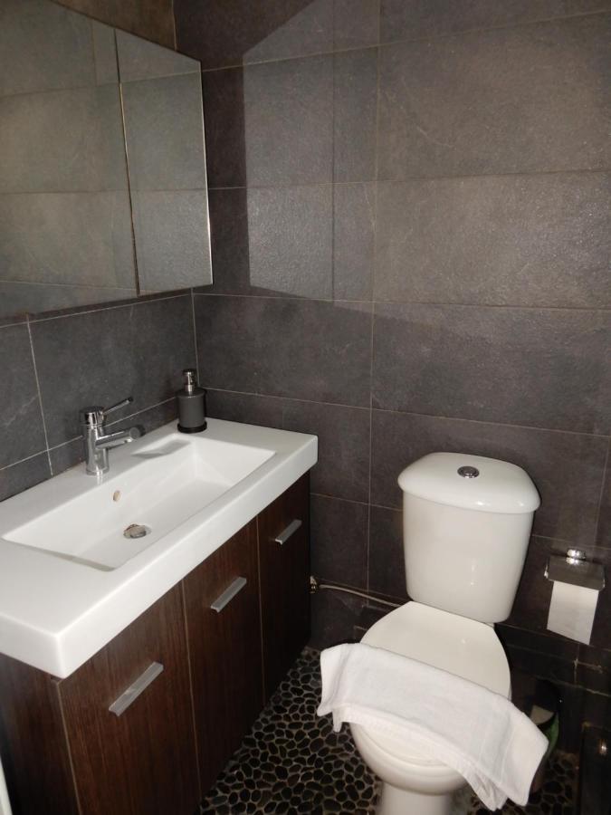 A-10 Modern & Luminous - 2Bd Athens' Party District Apartment Luaran gambar